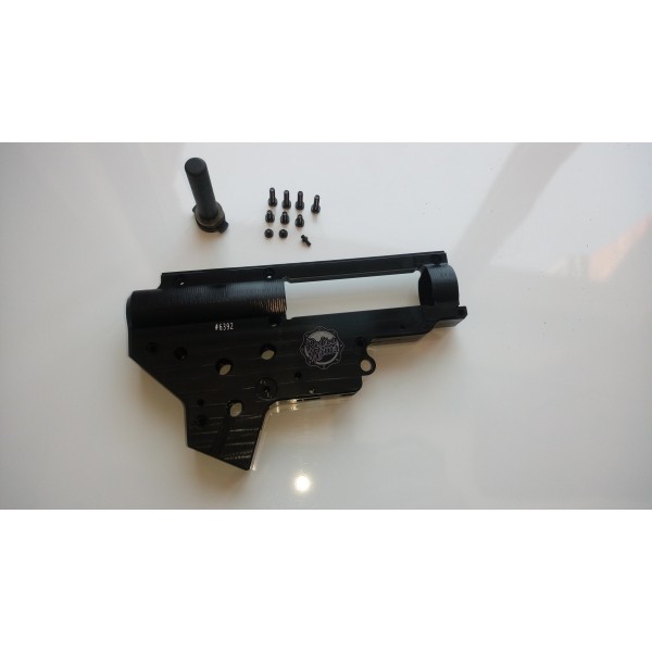 RETRO ARMS - GEAR BOX V2 CNC 8MM BLACK RETRO ARMS - 1